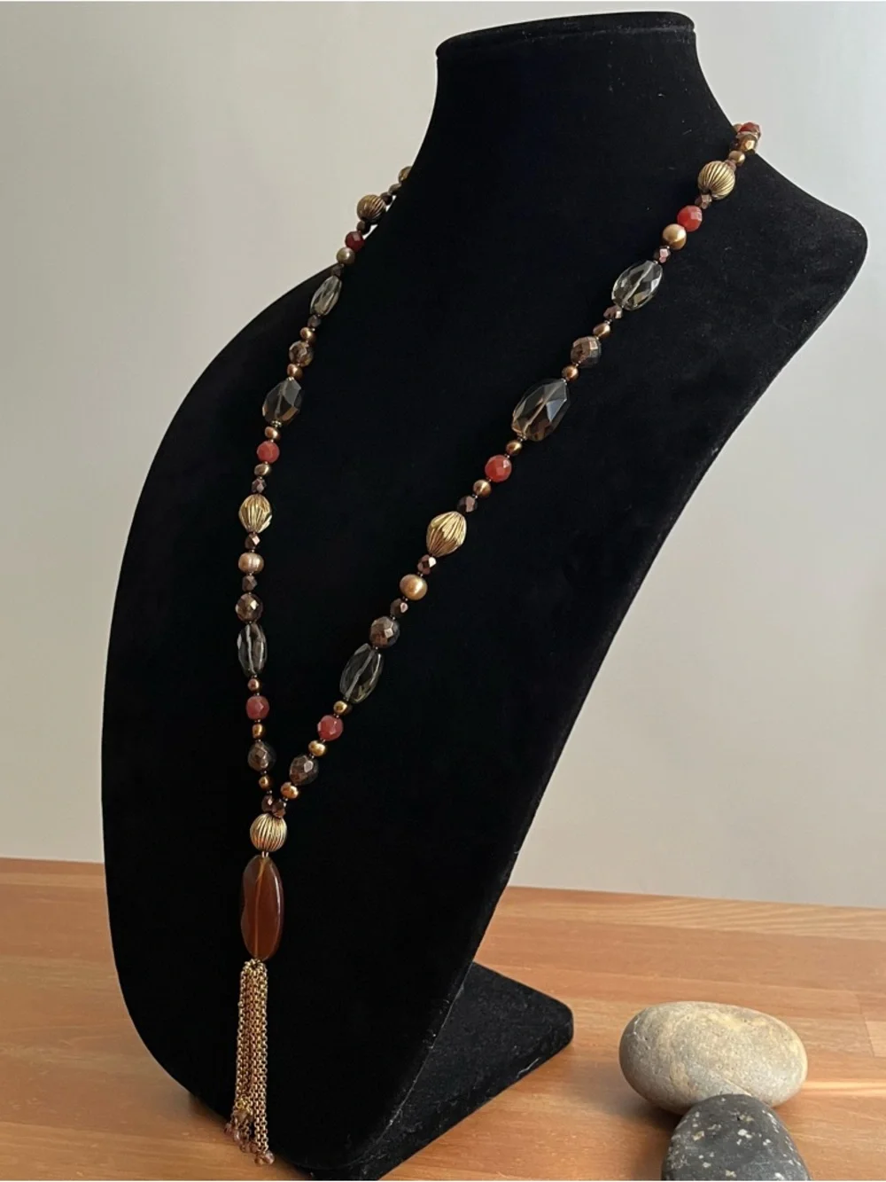 Talbots beaded statement necklace  mix of brown, orange, and gold-toned glass - Picture 4 of 9